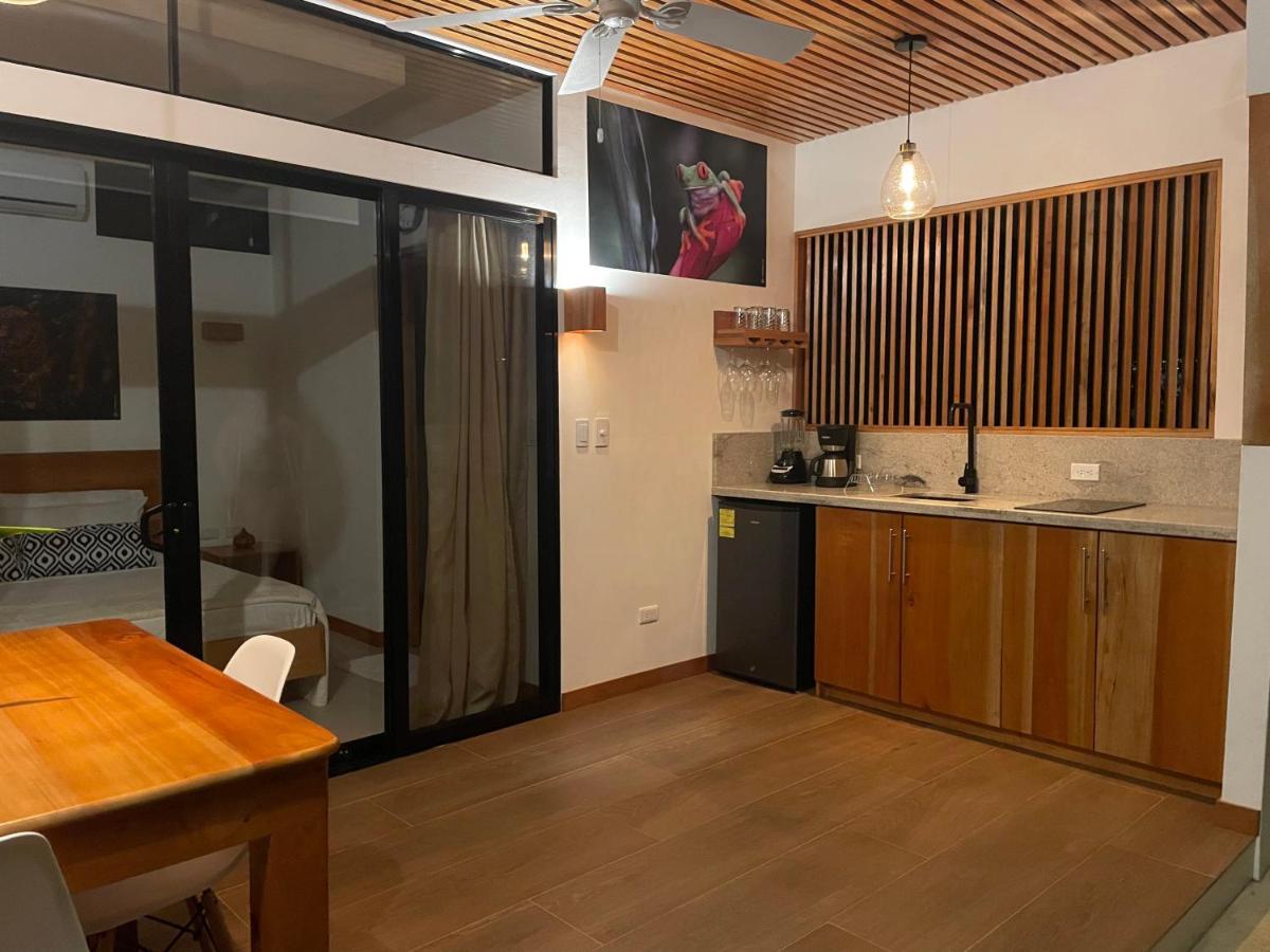 Caribbean Irie - Charming, Luxurious Bungalow In Nature With Ac & Fiber Optic Wifi Puerto Viejo de Talamanca エクステリア 写真